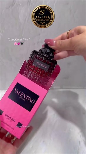 Unboxing pure luxury 🔥✨Valentino fragrance – classy, bold aur full attention grab kare