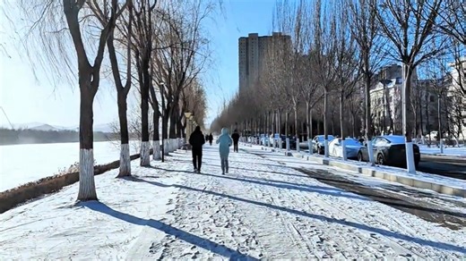 立山区万水河公园 上午去过时刻 20251211