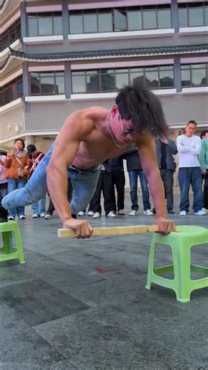 Pure Balance and Strength on Loose Wooden Blocks