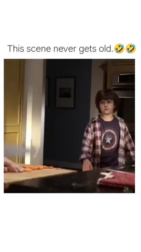 Cinematic scene on Instagram: "Luke 🤣🤣 Modern Family (2009–2020) 📺✨ A hilarious and heartwarming sitcom that follows the diverse Pritchett-Dunphy-Tucker clan through life’s ups, downs, and everyday chaos. Shot in a mockumentary style, Modern Family redefined family comedy with sharp writing, lovable characters, and laugh-out-loud moments that span 11 incredible seasons. Main Cast: Ed O’Neill as Jay Pritchett Sofía Vergara as Gloria Delgado-Pritchett Julie Bowen as Claire Dunphy Ty Burrell as 