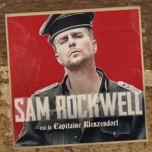 Sam Rockwell est le Capitaine Klenzendorf dans #JojoRabbit, actuellement au cinéma ! | Searchlight Pictures