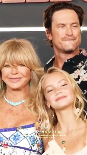 Goldie Hawn and her granddaughter and son caused a stir on the red carpet at event. #GoldieHawn