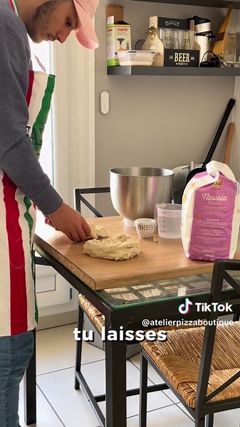 Comment réaliser une délicieuse pâte à pizza maison en deux étapes !