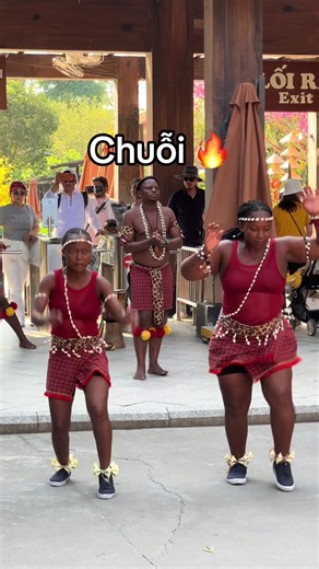 Chuỗi 🔥🔥🔥#🔥 #vinpearlsafariphuquoc #GreenCreator #dulich #tuhaovietnam trải nghiệm show hoạt náo tại safari phú quốc