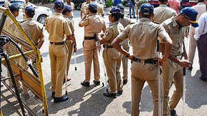 Maharashtra Police: राज्यात मोठी पोलीस भरती, १७ हजार जणांना रोजगार मिळणार!