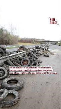 Ambiance fantomatique sur l'A 64 à Urt : le blocage tient bon mais les agriculteurs sont partis