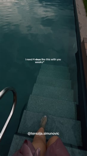 Terezija Šimunović on Instagram: "Dreaming of a slow & cozy stay in a chalet in the mountains with you ✨ #couple #cozy #chalet #mountain #travelcouple"