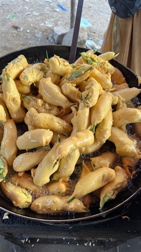 Hyderabad Famous Mirchi Muntha Masala Rs.50 Only | Hyderabad Street Food | Food India