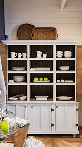 🍂Creating a beautiful Thanksgiving table comes down to simple layering. Mix warm textures, add a few natural elements, and choose a color palette that feels calm and connected. It’s an easy way to elevate your holiday table setting and make the whole space feel inviting. These are the same timeless pieces we reach for again and again at Cassandra’s Kitchen because they work with any fall decor or Thanksgiving tablescape idea you have in mind. #ThanksgivingTableSetting #ThanksgivingTablescapeIde