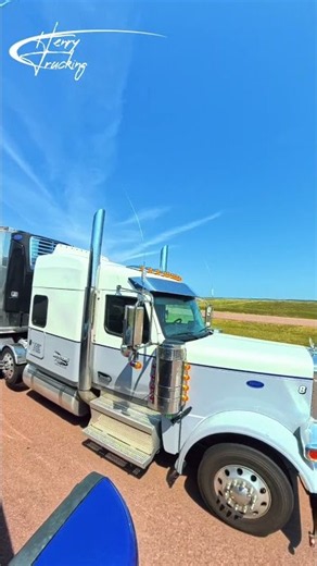 # #henrytrucking1 #truckvlogs #truck #trucking #trucker #foryou