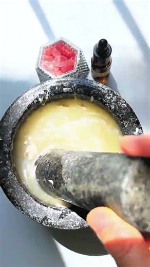 Building soft candy mask