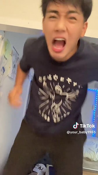 Create Adorable Ocean-Inspired Eye Makeup Looks