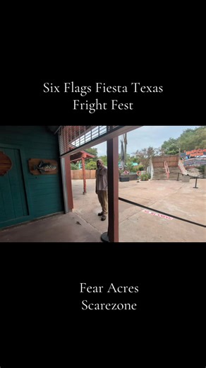 2025 Fear Acres Scare Zone at Six Flags Fiesta Texas Fright Fest #halloween #sixflags #hauntedhouse #fyp #frightfest
