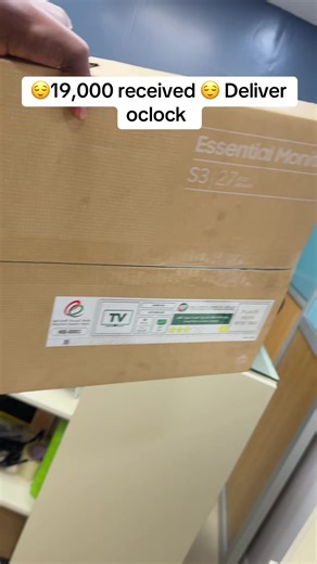 Brand new Samsung Essential monitor 27 inch display Matt Antiglare IPS Display 100Hz refresh rate 5Ms response time 19,000 ksh only 📞0713869018 call or WhatsApp 📍Nairobi CBD along Biashara street Laxmi plaza prime Bank entrance 3rd floor shop 5