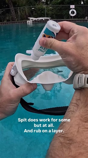 Kenny Dyal on Instagram: "Defogging a mask has two parts that often get confused with one another: 1) The initial prep when it’s new, or after sitting for a long time (scrubbing the inside of the lens to remove any residual silicone coating or gunk). 2) Defog. ANY defog works, it’s all about how well it’s applied, and whether it gets rinsed too much by the time you’re actually wearing it underwater. 🤿 Mistake No 1) Applying defog with little pools of water in the mask. It will not stick, and li
