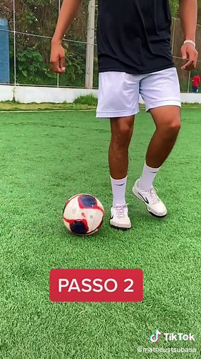 Tutorial de Como Fazer o Drible Carretilha no Futebol