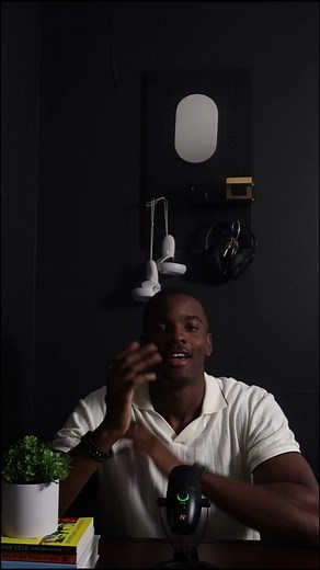 Here’s how I sync my audio and video on CapCut using 3 simple steps. 1. Place both audio and video files into the timeline 2. Select both clips 3. Right click then click on “Sync video to sound” If you like content like this follow for more.