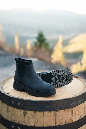 Inspired by Adventure, Built for Work: Roxy At Work Introduces Two New Safety-Driven Styles