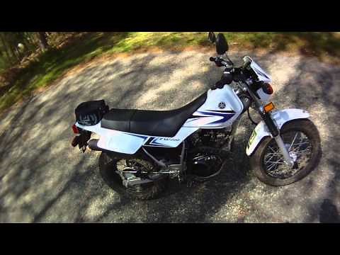 Yamaha XT250 vs TW200 Dual Sport / Enduro / Motorcycle Compared