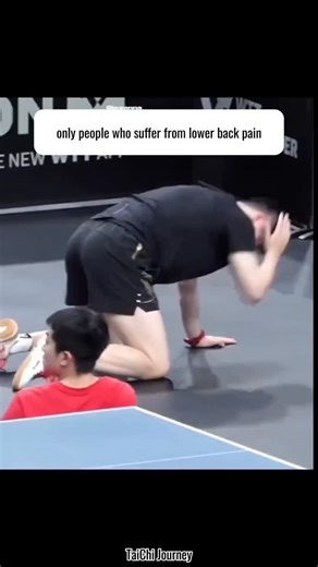 TaiChi Journey on Instagram: "A must‑do move for your waist and spine — simple, effective, and worth doing daily. #WaistTraining #HomeWorkout #Fitness #Exercise 👉 Follow me for more spine‑friendly exercises!"