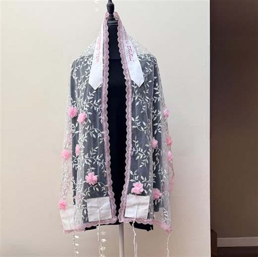 Pink and White Lace Tallit: Handmade Jewish Prayer Shawl With Matching Bag - Etsy