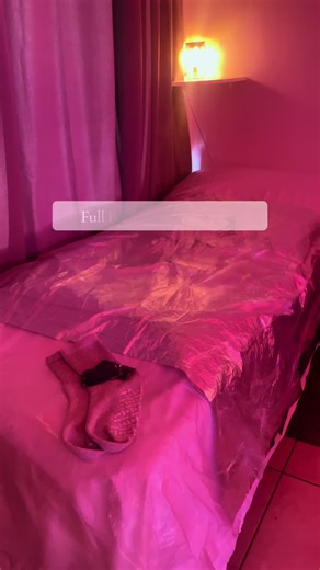 🔥 Infrared Sauna Body Sculpting = Better Results • Helps reduce bloating & water retention • Supports lymphatic drainage • Enhances inch-loss results • Boosts circulation & recovery • Leaves skin looking smoother & more defined ✨ The perfect add-on to maximize your body sculpting sessions. 💧 Hydration consistency = results #bodysculpting #SnatchedWaist #weightloss #detox #skintightening