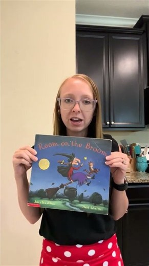 Room on the Broom! This is such a cute book highlighting the... #Shorts #lilly..padd