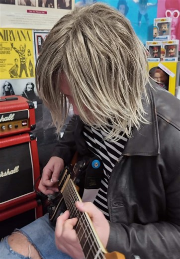 Mastering the ‘In Bloom’ Guitar Solo