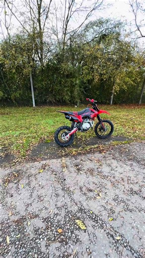 🔥 M2R RF140 140cc Sound Test 🔥 Raw power with no music or filters Turn the volume up and hear that four-stroke growl 💨 Check it out at www.funbikes.co.uk #FunBikes #M2RRF140 #DirtBike #OffRoad #RideFun | Funbikes