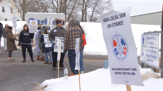 Workers strike at Garlock Sealing in Palmyra for better wages and conditions
