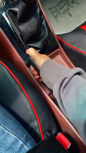 Driving a manual car is so easy #carsafety #tips #car #skills #driving #carsoft #manual | Learncartips