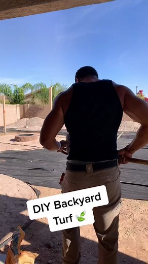 DIY backyard turf 🍃 #DIY #turf #artificialgrass #steppingstones #backyardreno