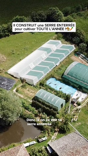 Voici à quoi ressemble une serre walipini, une construction ingénieuse qui permet à ce couple de cultiver hors-gel toute l’année !🌱🥕La vidéo complète de cet incroyable lieu autonome est dispo sur ma chaîne YouTube « Le Jeune Paysan »☀️ c’était chez La Chouette Ferme Abonne-toi pour embarquer dans l’aventure !🙏--#reel #serrewalipini #autonomiealimentaire #agriculture #apprendre | Michaelzoicas