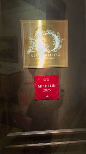 Creating Memorable Dining Experiences at Hotel Cafe Royale