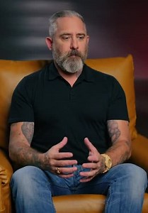 TMZ Presents: UFO Revolution S01:E01 - The Breakthrough