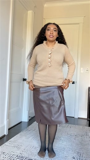 How to pair a Fleece tight + Skirt.Rate my outfit on 1-10.- Shop all outfits link in bio LTK #ootd
