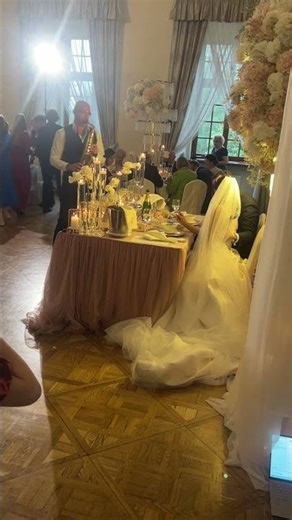 ✨ Wyjątkowa oprawa premium:🎷Saksofon na żywo przy uroczystym obiedzie, podkreśl klasę swojego ślubu!