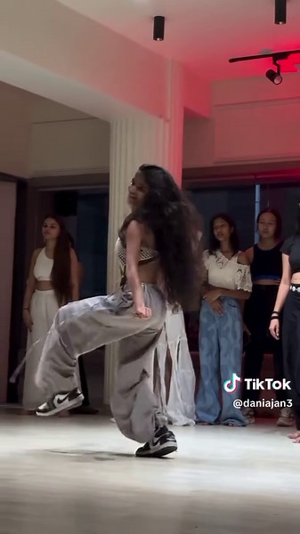 Dance Trends: Enjoy the Latest Songs and Moves