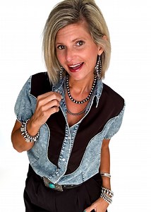 228K views · 865 reactions |  Classic Western Snap Top | XS–3X...