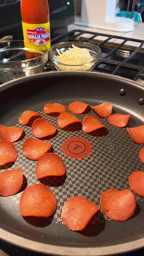 XL Pizza Omelette Recipe - Delicious Food Idea