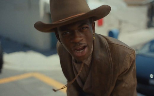 【中英】Lil Nas X-Old Town Road(ft. Billy Ray Cyrus)(官方MV)