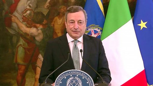 Draghi: "Pronte sanzioni molto dure contro la Russia". Crisi in Ucraina, possibile nuovo dislocamento truppe con la Nato