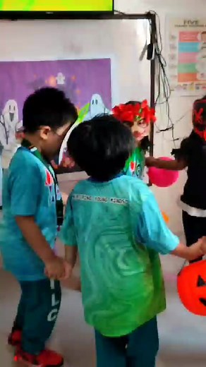 Kinder Gratefulness Trick or Treat #trickortreat | Ignite Learning Center | Facebook