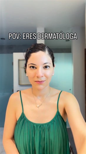 ☝️¿Sabías que el retinol es uno de los pocos ingredientes con DÉCADAS de evidencia científica que demuestran que revierte y previene los signos del envejecimiento? 🧬✨ 👀Pero ¡ojo! No todos los retinoides son para todos. 💡La clave está en elegir el correcto para tu tipo de piel y saber cómo usarlo para evitar irritación. 👩🏻‍⚕️Para ayudarte a empezar, preparé una guía completa con mis productos favoritos, desde opciones para principiantes hasta para los más avanzados. 👉 **Comenta la palabra R