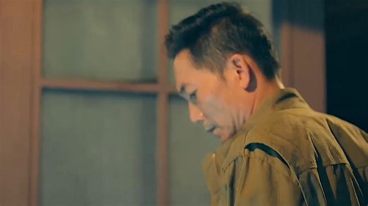 当你的体育老师是常威时，恭喜你，你要惨了。