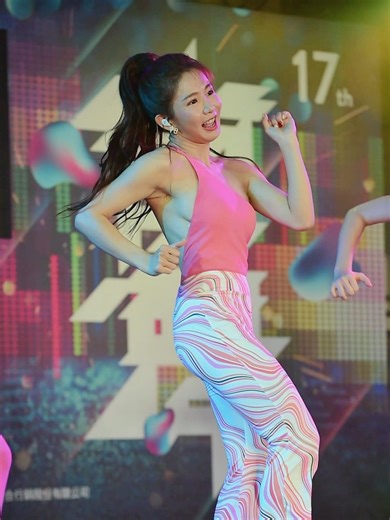 九十九朵玫瑰花的浪漫寓意