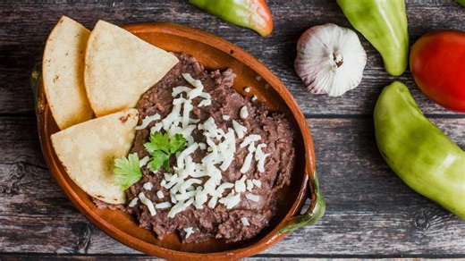 Are refried beans healthy? What dietitians have to say