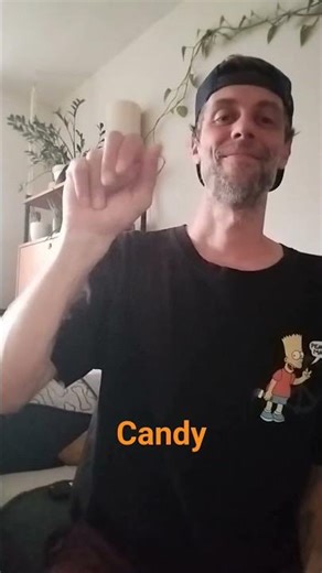 🍬 candy how to sign the word 🍬 candy in ASL American sign language 🍬 candy