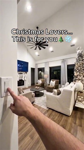 Comment “Christmas” if you want this 🫣🎄 #christmas #christmasgifts #christmaslights