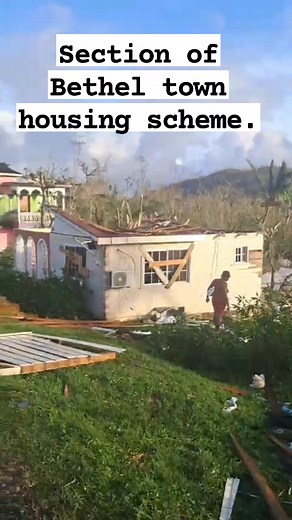 Its a sad situation, bethel town housing scheme. 💔😢🇯🇲🙏🙏#fblifestyle #hurricanemellissa #westmoreland #betheltown | Vivienne Andrea Hines